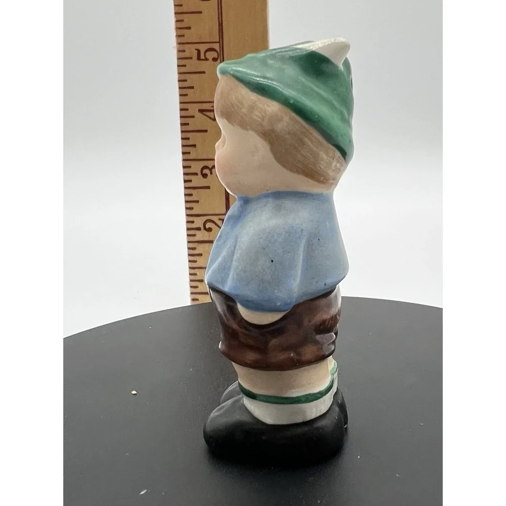 Vintage GOEBEL HUMMEL Porcelain 2.75